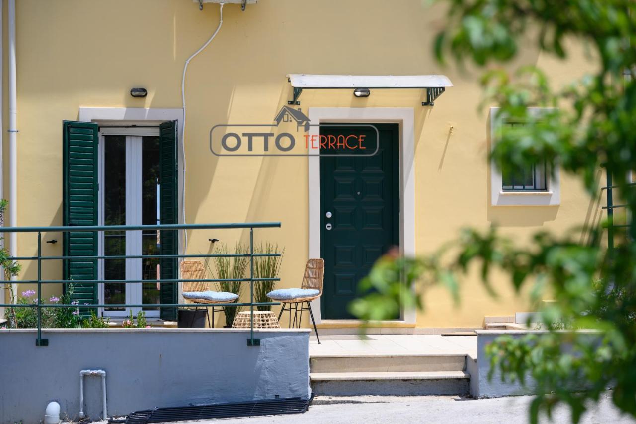 Otto Terrace * Kompítsion